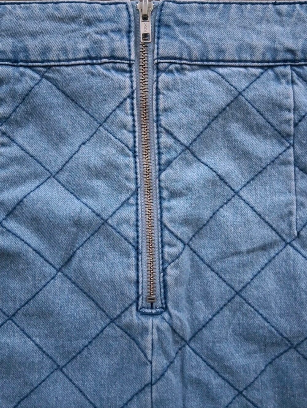 Eloquii Denim Skirt Sz 22 Knee Lgth MedWash Diamond Pattern W/Zipper & Lined - Picture 3 of 8